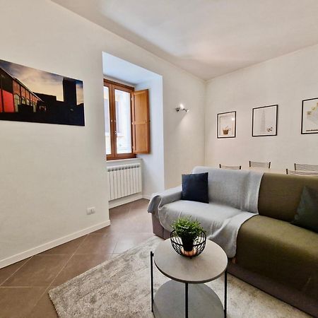 Al Centro Del Centro Apartment By Tramonti LʼAquila Extérieur photo